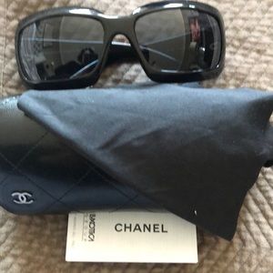 CHANEL SUNGLASSES